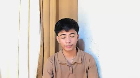 HI IM JAMES DONT FORGET GIVE ME THUMBS UP AND JOIN TO MY FANCLUB online show from June 12, 1:37 am
