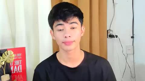 HI IM JAMES DONT FORGET GIVE ME THUMBS UP AND JOIN TO MY FANCLUB online show from December 18, 5:20 pm