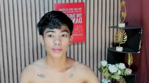 HI IM JAMES DONT FORGET GIVE ME THUMBS UP AND JOIN TO MY FANCLUB online show from September 9, 10:41 pm