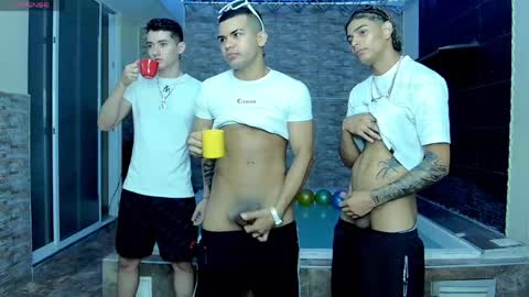 Angelo Mark Fernando Taylor online show from April 23, 11:37 am