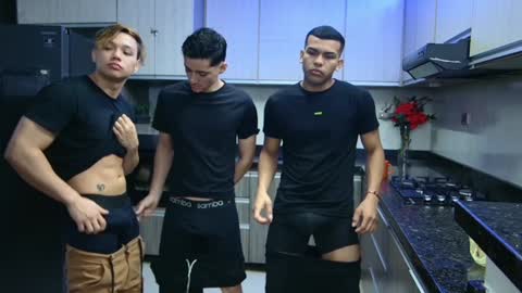 Snapshot of boysgang_sex chatting on December 20, 11:43 am Angelo Mark Fernando Taylor online show from December 20, 11:43 am
