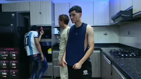 Snapshot of boysgang_sex chatting on December 30, 11:37 am Angelo Mark Fernando Taylor online show from December 30, 11:37 am