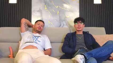 boysonfiree online show from November 18, 11:58 am