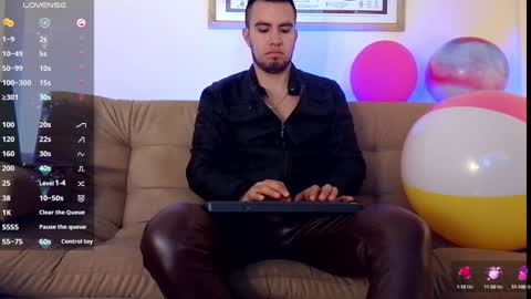 Snapshot of bradleycolton chatting on January 30, 1:21 pm Bradley Colton Independ Model online show from January 30, 1:21 pm