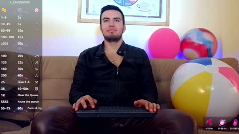 Snapshot of bradleycolton chatting on January 18, 1:18 pm Bradley Colton Independ Model online show from January 18, 1:18 pm