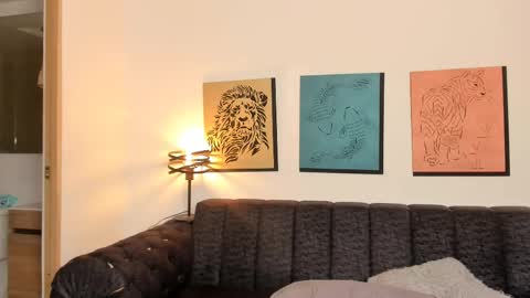 bradleymartin7 online show from June 7, 12:01 pm