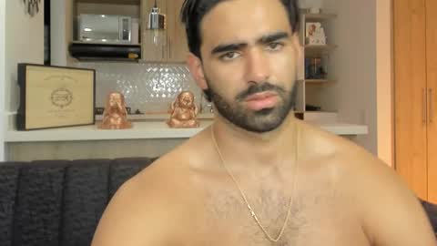 bradleymartin7 online show from October 16, 1:13 am