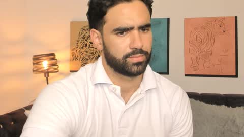 bradleymartin7 online show from February 12, 1:22 am