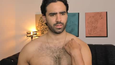 bradleymartin7 online show from June 6, 12:00 pm