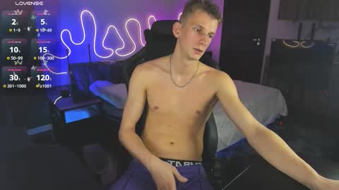 Snapshot of bradmaloney chatting on September 27, 8:39 pm brad maloney online show from September 27, 8:39 pm