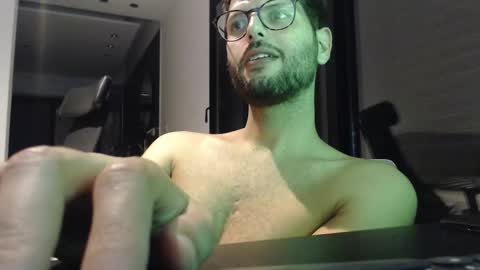 Snapshot of brads91 chatting on October 13, 10:05 pm brads online show from October 13, 10:05 pm