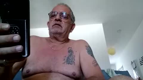 brady97400 online show from March 30, 5:19 am