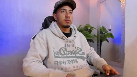 Brand  online show from April 22, 12:10 pm