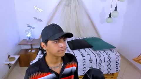 Snapshot of brand_hades chatting on September 11, 11:26 pm B R A N D online show from September 11, 11:26 pm