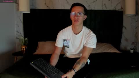 brandon_starkk online show from January 11, 11:25 am
