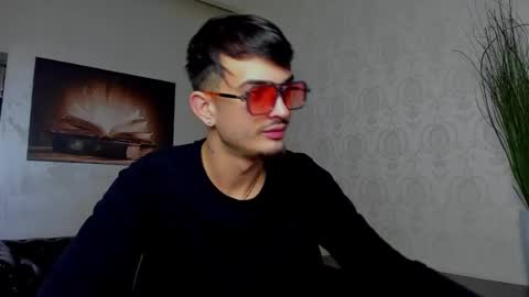 Snapshot of brandontatex chatting on March 10, 6:27 am BrandonTateX online show from March 10, 6:27 am