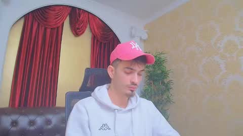 Snapshot of brandontatex chatting on February 13, 1:05 pm BrandonTateX online show from February 13, 1:05 pm