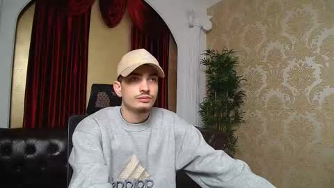 Snapshot of brandontatex chatting on February 23, 12:32 pm BrandonTateX online show from February 23, 12:32 pm