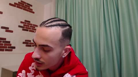 Snapshot of brandontatex chatting on December 20, 3:10 pm BrandonTateX online show from December 20, 3:10 pm