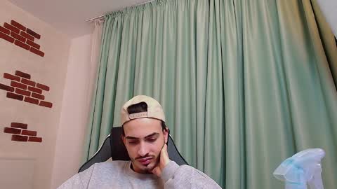 Snapshot of brandontatex chatting on December 12, 2:55 pm BrandonTateX online show from December 12, 2:55 pm