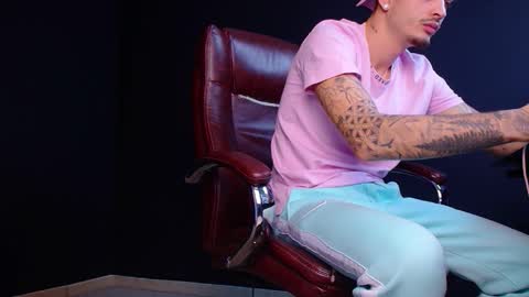 BrandonTateX online show from October 30, 6:37 am