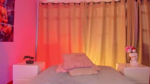   online show from December 22, 8:50 pm