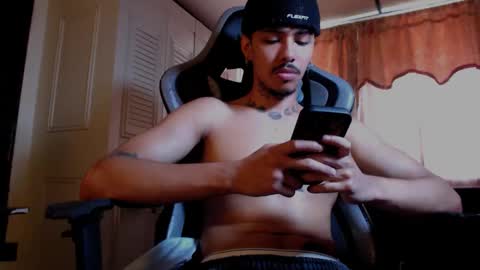 brasi_ online show from March 13, 7:09 pm