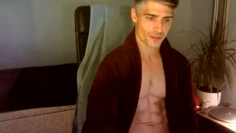 Snapshot of bratdownunder chatting on October 17, 3:43 am Bratdownunder online show from October 17, 3:43 am
