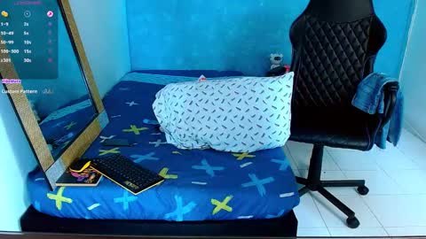 Snapshot of bray_hotboy chatting on February 28, 4:20 pm Bray Hotboy online show from February 28, 4:20 pm