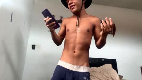 brayancollazos online show from March 8, 5:19 pm