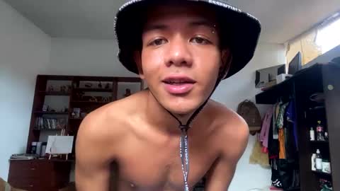 brayancollazos online show from March 3, 10:18 pm