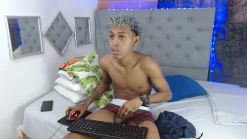 braycum_alpha online show from December 24, 3:26 pm