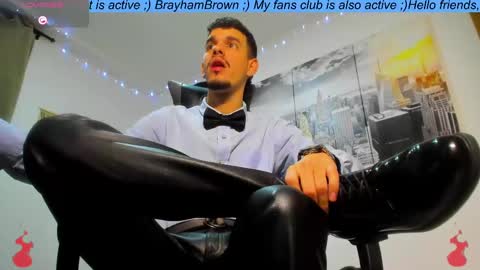 Snapshot of brayhambrown chatting on October 9, 10:14 pm brayhambrown online show from October 9, 10:14 pm