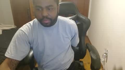 Breadw1nnah online show from October 22, 7:01 am