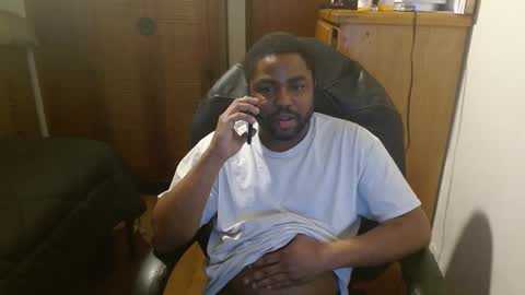 Snapshot of breadw1nnah chatting on January 25, 1:32 am Breadw1nnah online show from January 25, 1:32 am