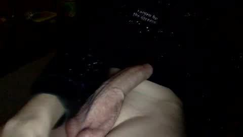 Snapshot of breezydicks chatting on February 3, 6:28 pm breezydicks online show from February 3, 6:28 pm