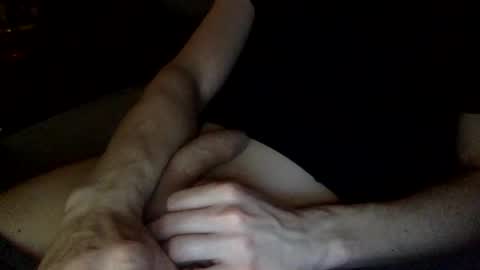 Snapshot of breezydicks chatting on March 6, 9:53 pm breezydicks online show from March 6, 9:53 pm
