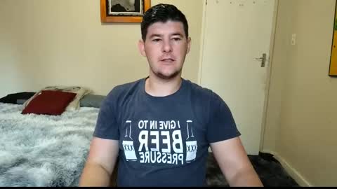 Snapshot of brendansexyboy098754 chatting on March 9, 4:38 am ask me lol online show from March 9, 4:38 am