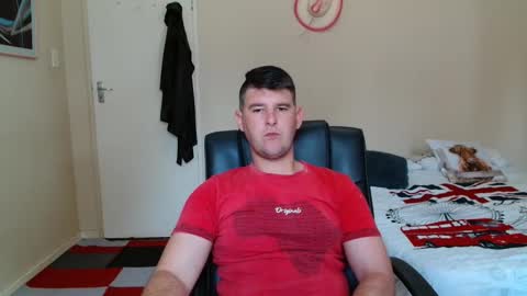 ask me lol online show from February 11, 10:20 am