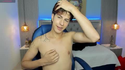 Esteban online show from March 11, 2:40 am