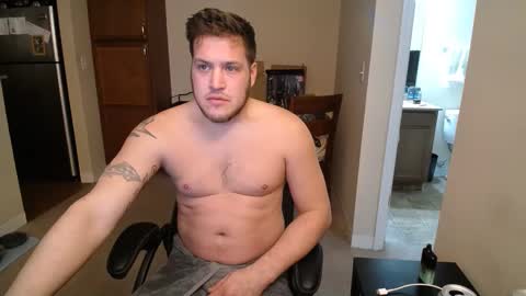 Snapshot of brettbwc89 chatting on January 19, 5:49 pm brettbwc89 online show from January 19, 5:49 pm
