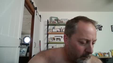 hey online show from October 18, 3:28 pm