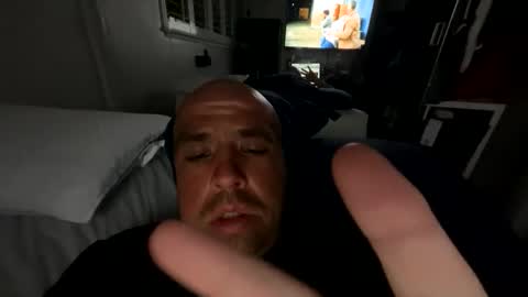 brian3890620 online show from October 20, 5:11 am