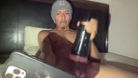 Snapshot of briannlovessexxx chatting on October 4, 8:19 am briannlovessexxx online show from October 4, 8:19 am