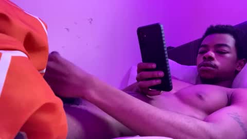 brick280446 online show from May 8, 7:58 pm
