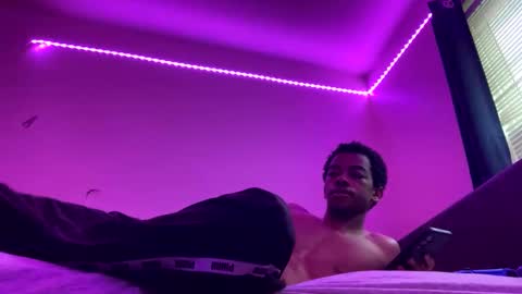 brick280446 online show from April 25, 9:45 pm