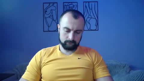 Snapshot of brindlefly69 chatting on December 28, 11:41 am brindlefly69 online show from December 28, 11:41 am