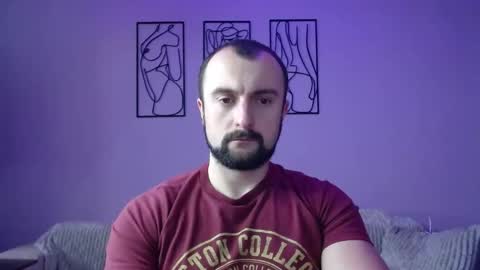 Snapshot of brindlefly69 chatting on December 20, 11:43 am brindlefly69 online show from December 20, 11:43 am
