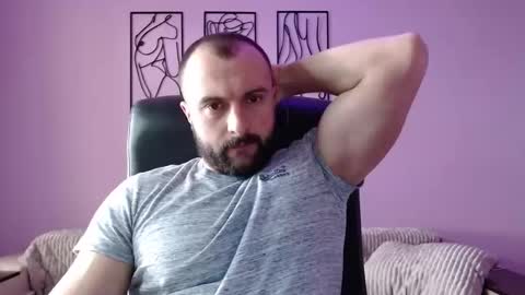Snapshot of brindlefly69 chatting on February 25, 11:41 am brindlefly69 online show from February 25, 11:41 am