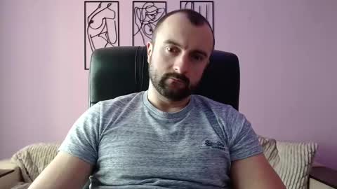 Snapshot of brindlefly69 chatting on February 11, 11:32 am brindlefly69 online show from February 11, 11:32 am